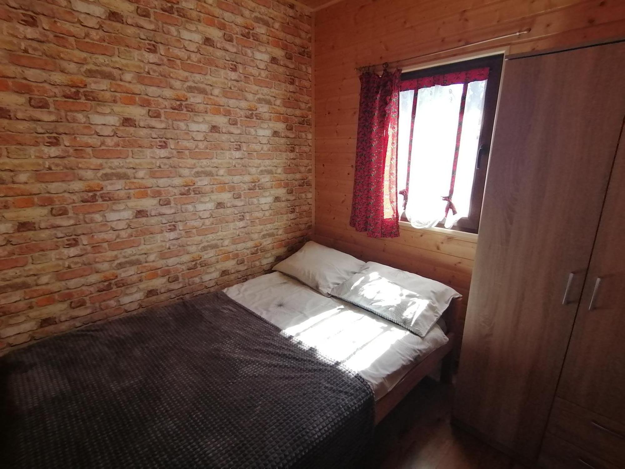 Domki Złota Rybka nad Jeziorem- Jacuzzi Zawóz Zewnętrze zdjęcie