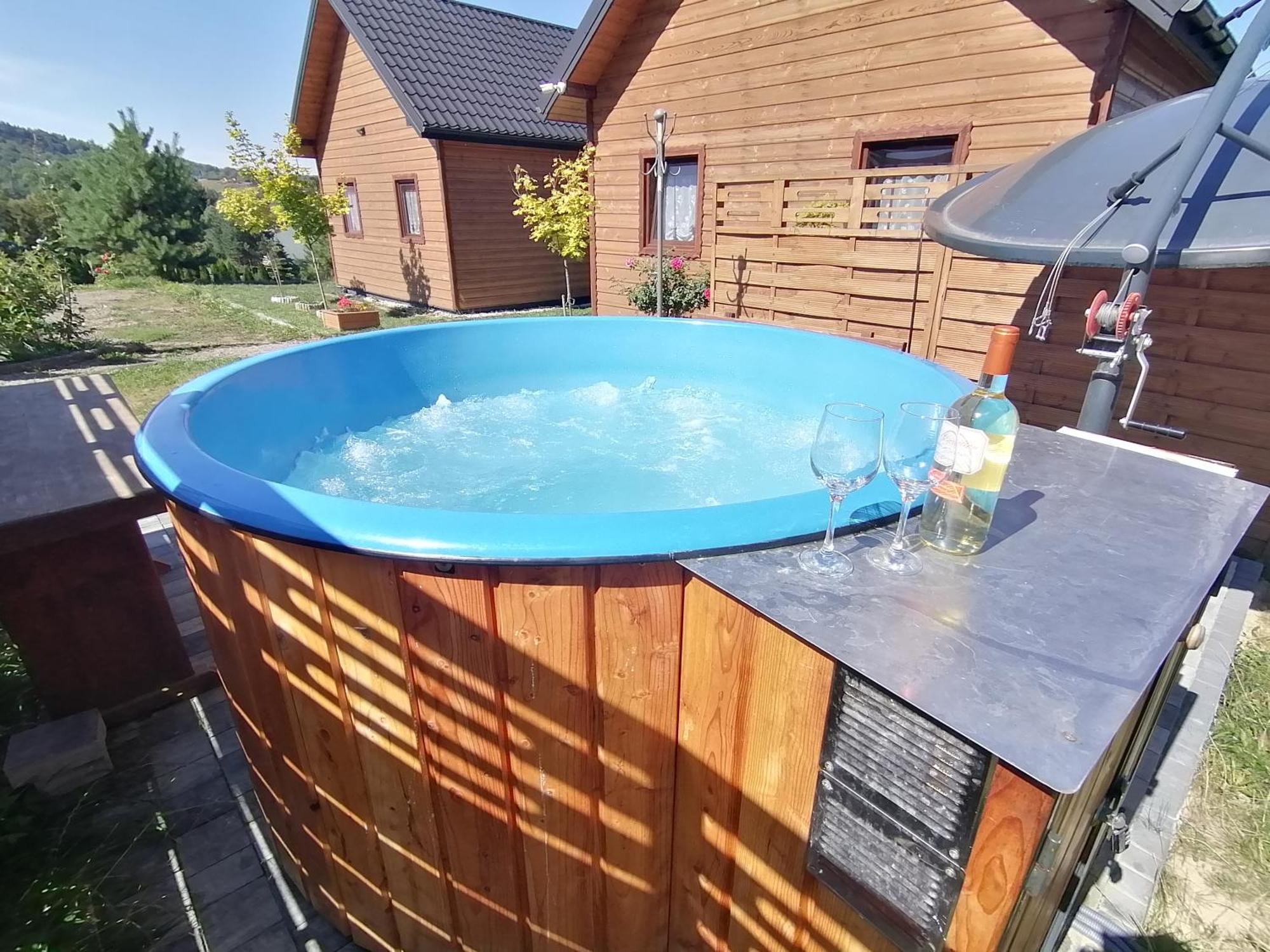 Domki Złota Rybka nad Jeziorem- Jacuzzi Zawóz Zewnętrze zdjęcie